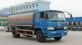 解放單橋化工液體運(yùn)輸車(chē)圖片