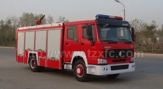 豪沃單橋泡沫消防車(8噸)